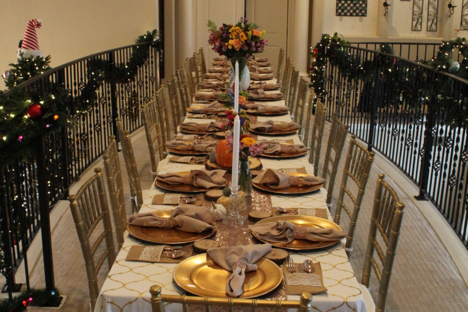 For Thanksgiving 2018, Williams Manor accommodated 24 people at one gorgeous table set up by my wife Christina